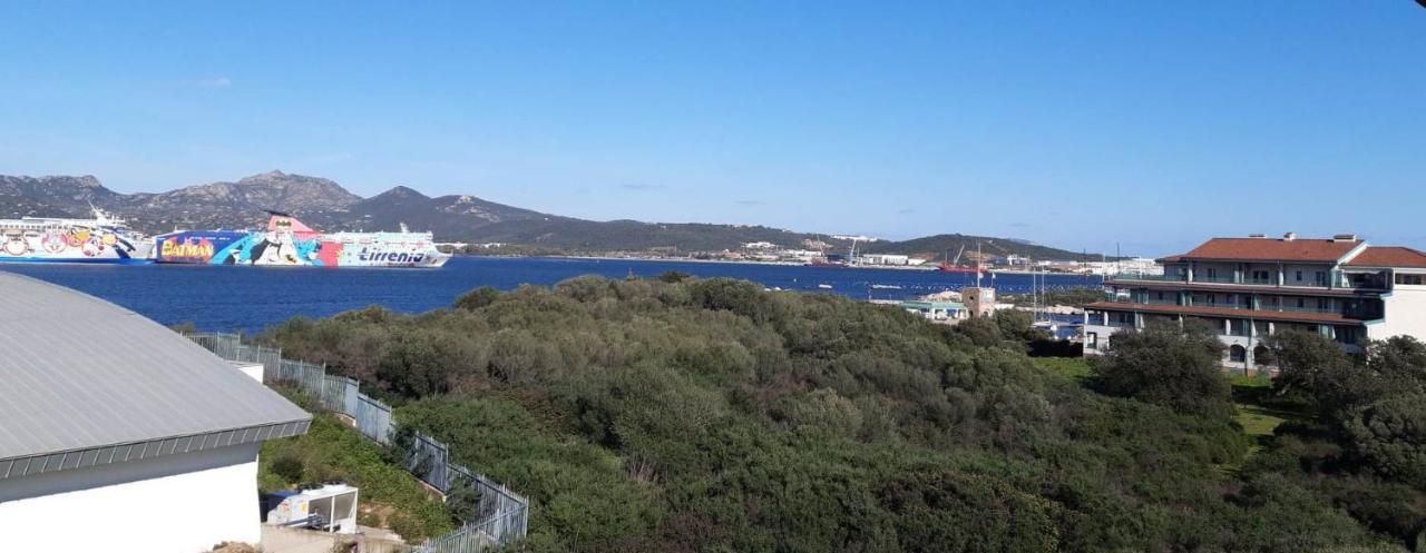 Marina Seaview Apartment Olbia Bagian luar foto